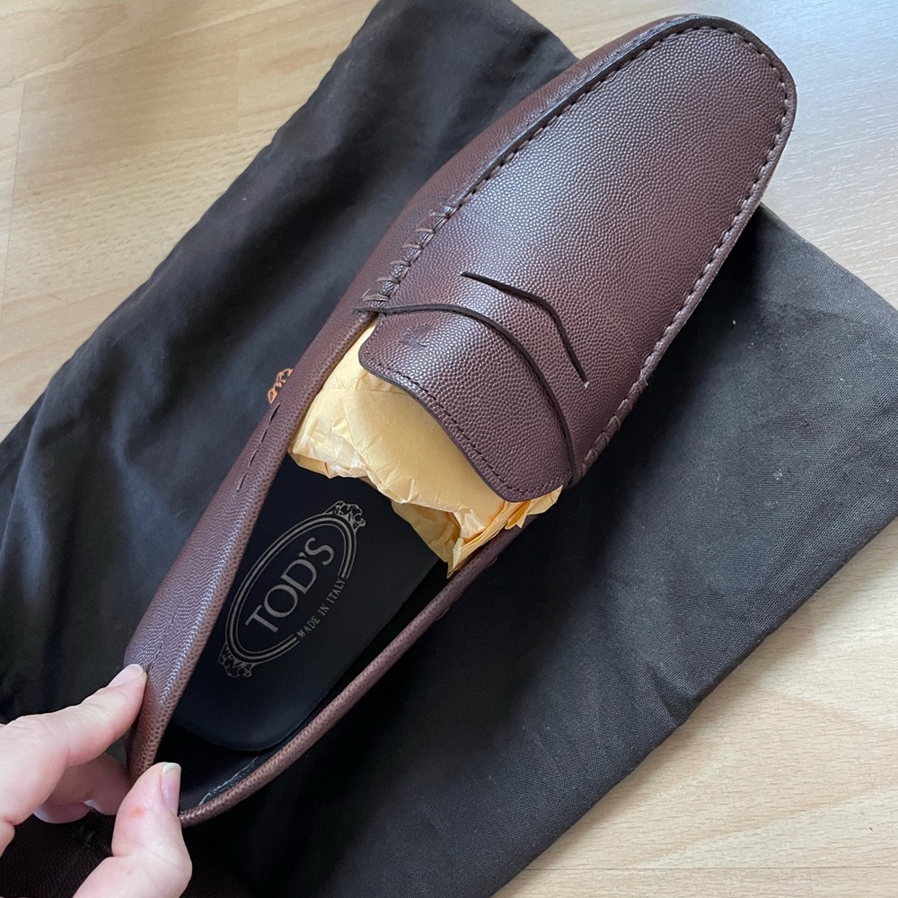 Brand new! Tods men’s Brown leather loafers size 11 - Picture 4 of 6